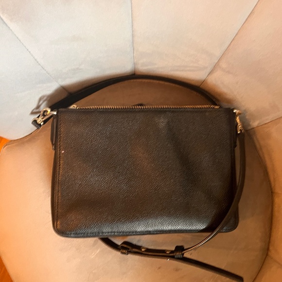 Kate Spade Black Crossbody Bag with Adjustable Strap - Picture 3 of 6